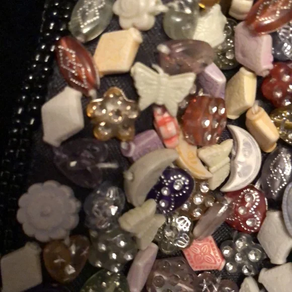 Small Beaded Draw-string Pouch - Picture 3 of 6